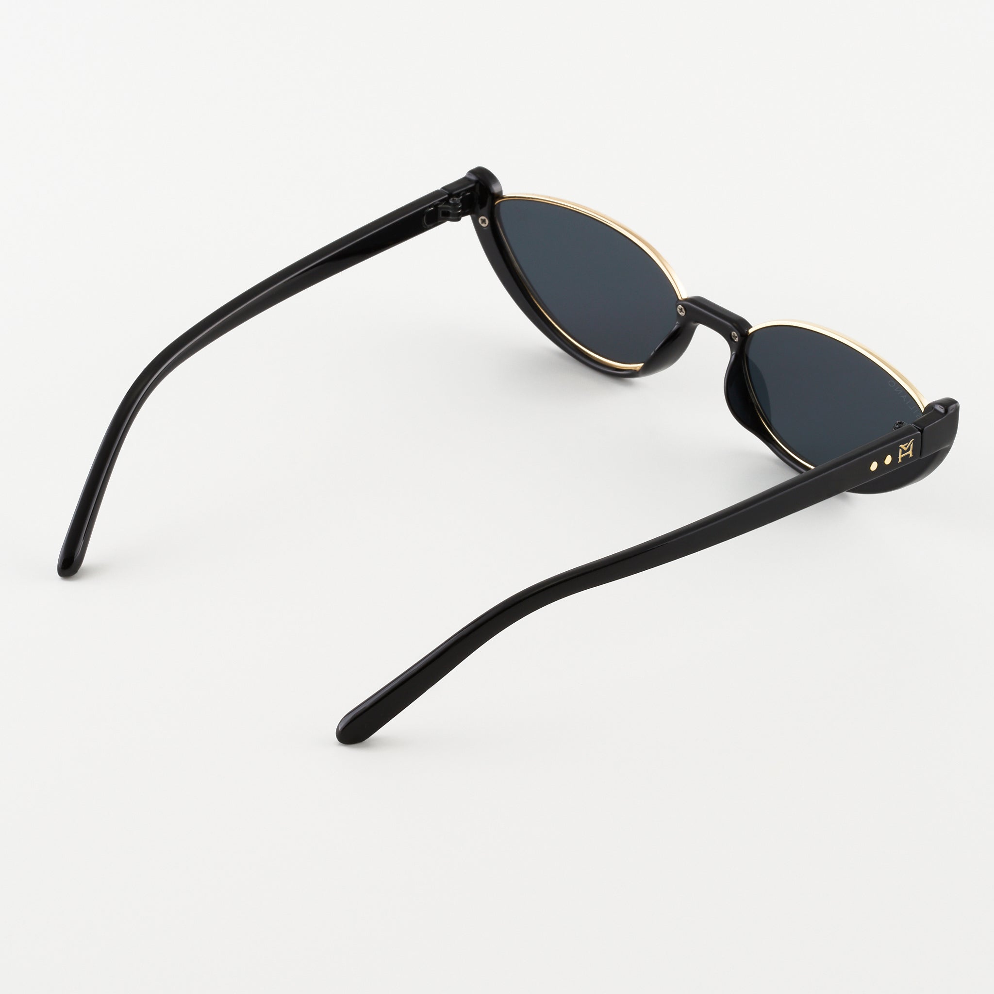 Cecile Black Okulary przeciwsłoneczne